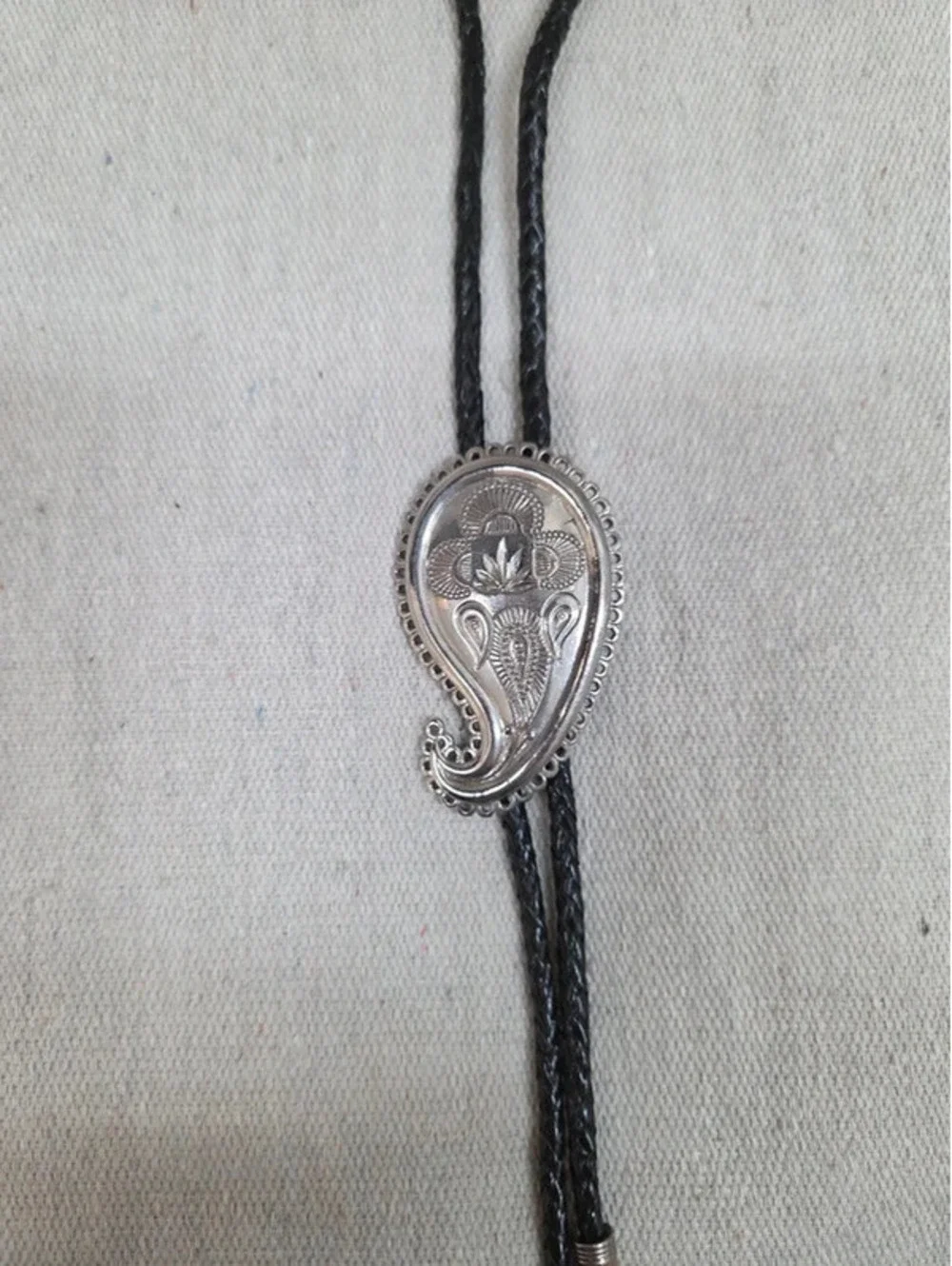 Jonette Jewelry vintage paisley